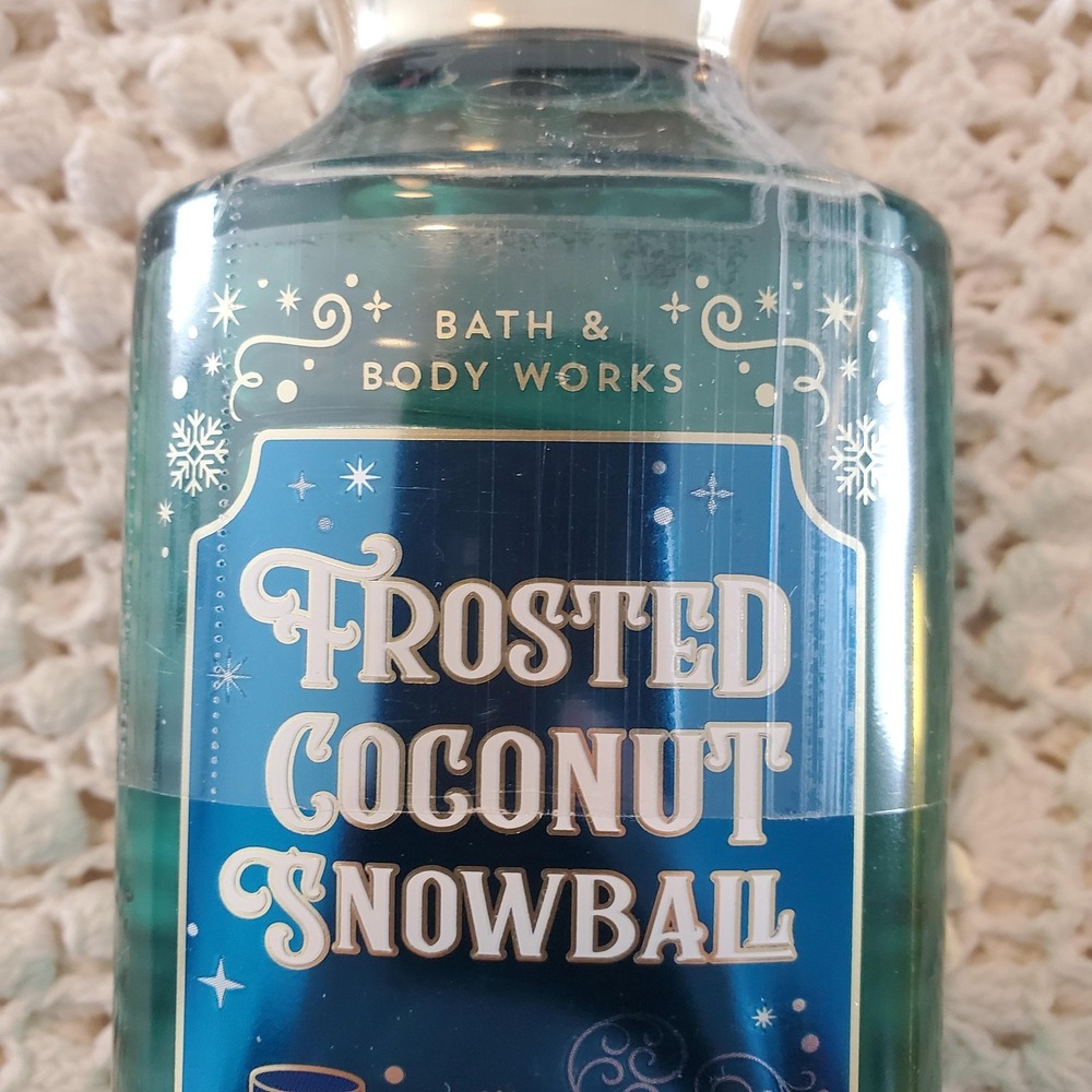 Bath & Body Works Frosted Coconut Snowball Shower Gel 10 fl oz 295 mL 2019 - Picture 2 of 6